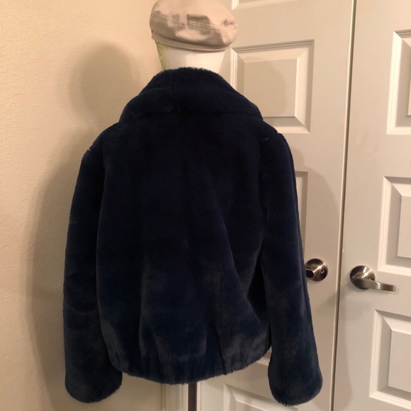 ♥️H&M Teal Faux Fur Jacket - Picture 8 of 9